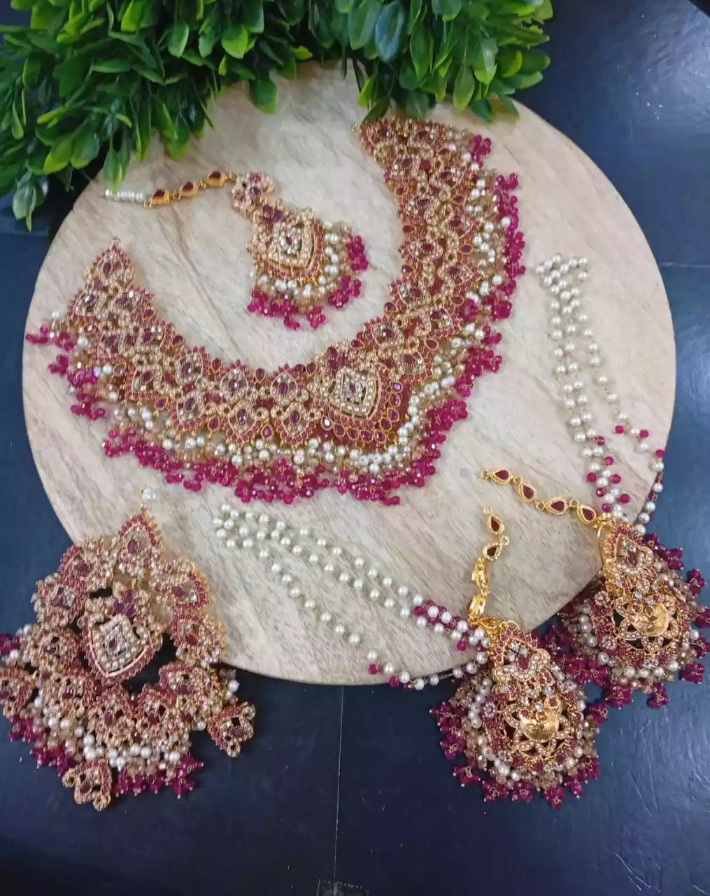 Noratan bridal set with jhumar Main image