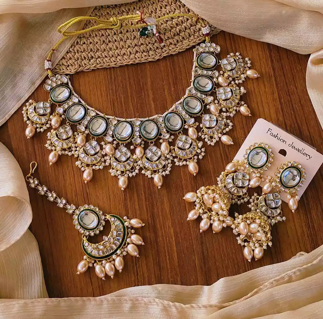 Jaipuri kundan necklace set Secondary image