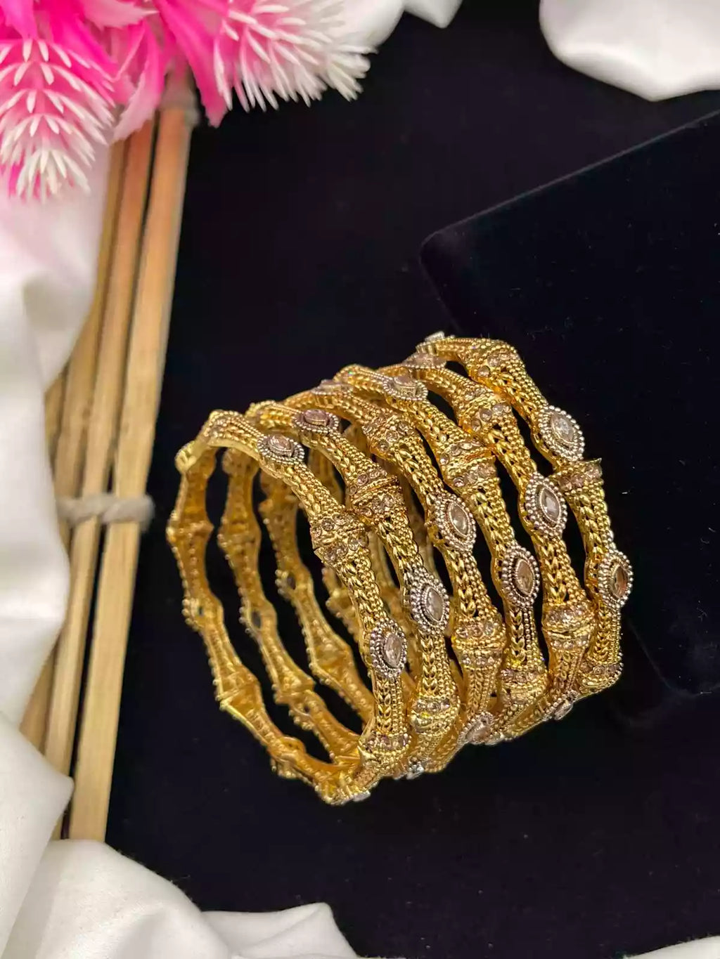 Gold plated 6pcs bangle set