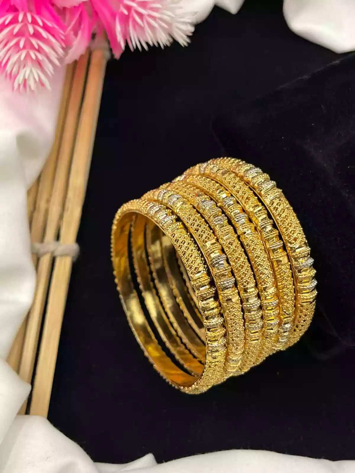 Gold plated 6pcs bangles set
