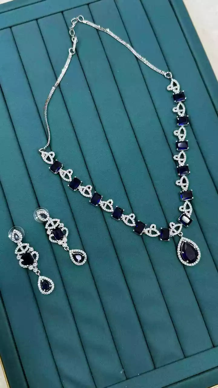 American diamond necklace set Secondary image