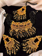 Zircon heavy pearl choker set