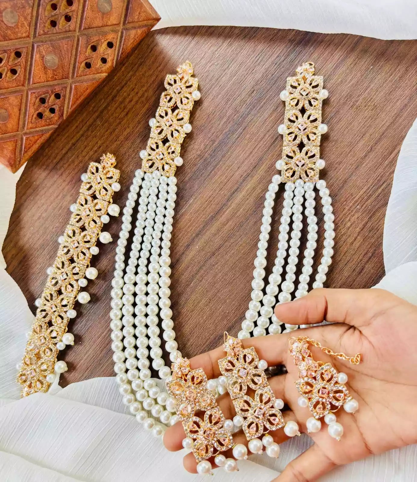 Zircon bridal set with maala