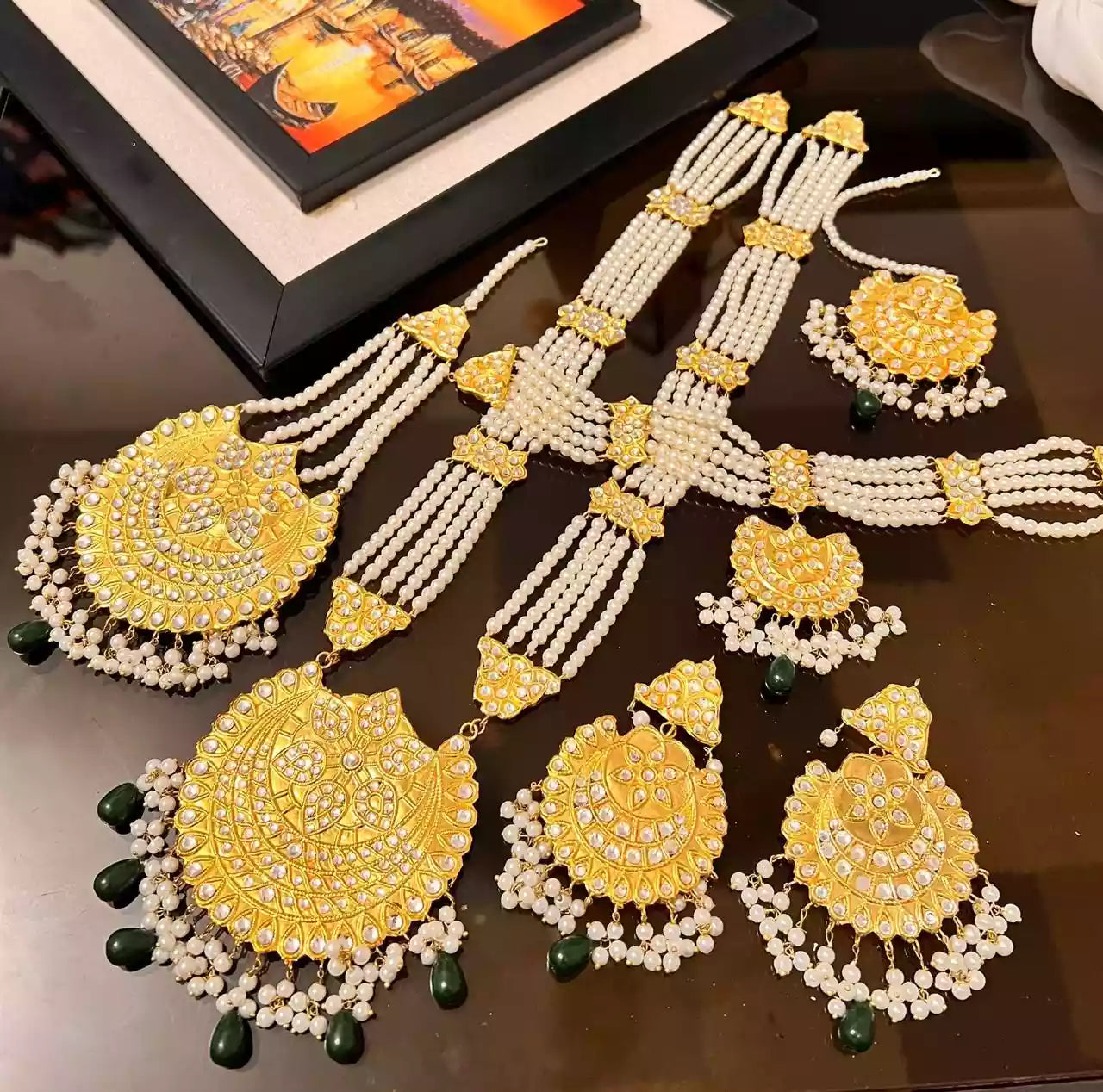 Thappa kundan bridal set