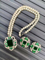 Zircon big size pendant set