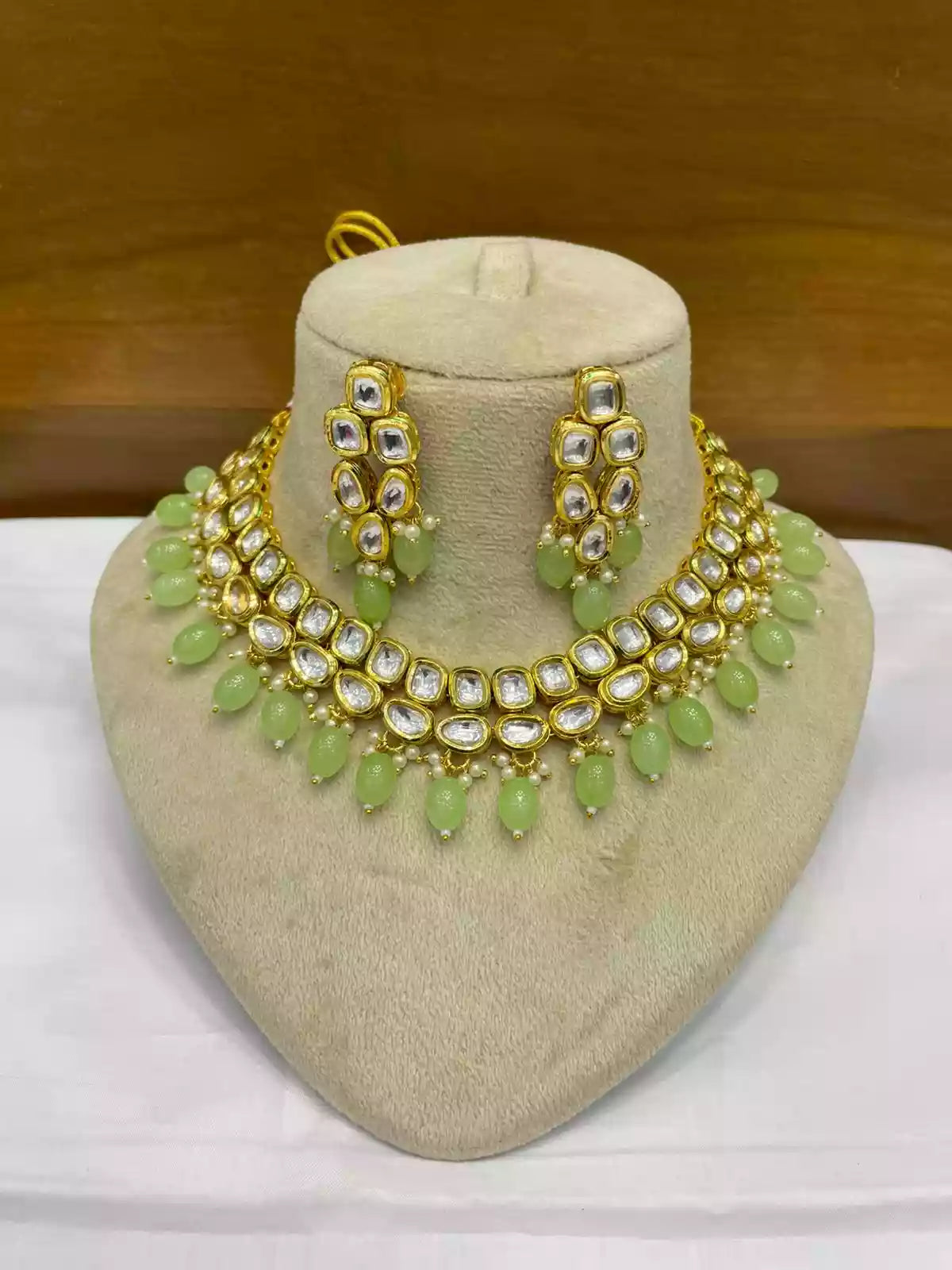 Indian kundan set with back meena