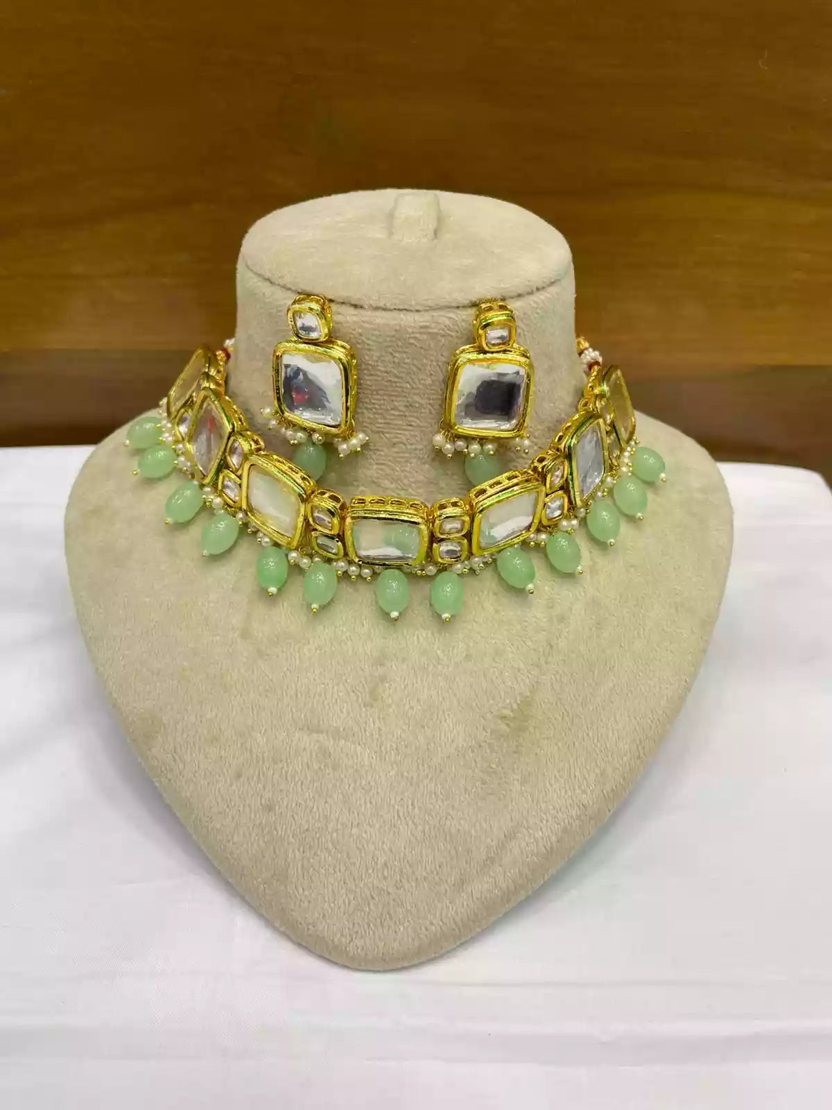 Indian kundan set with back meena