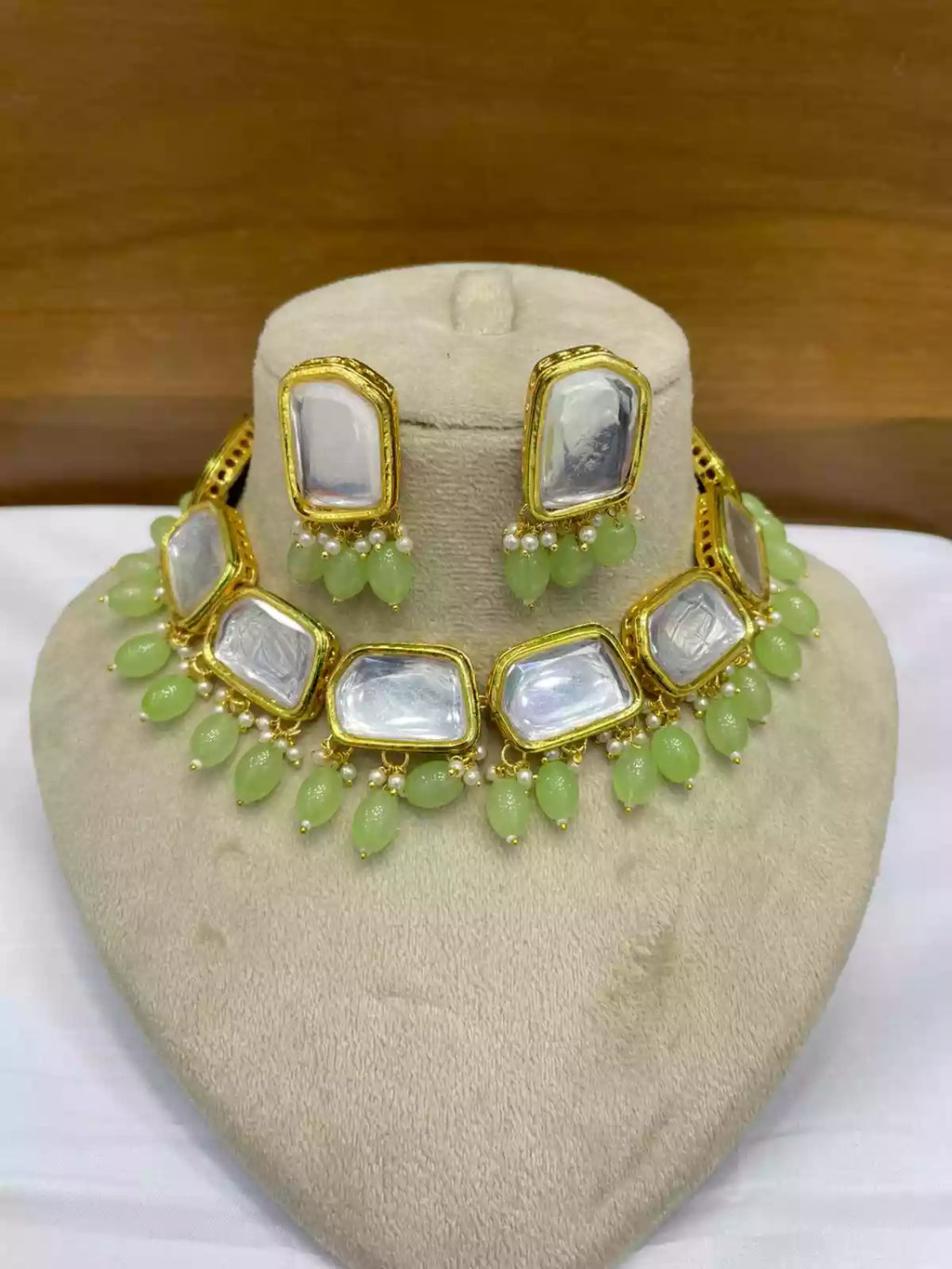 Indian kundan set with back meena