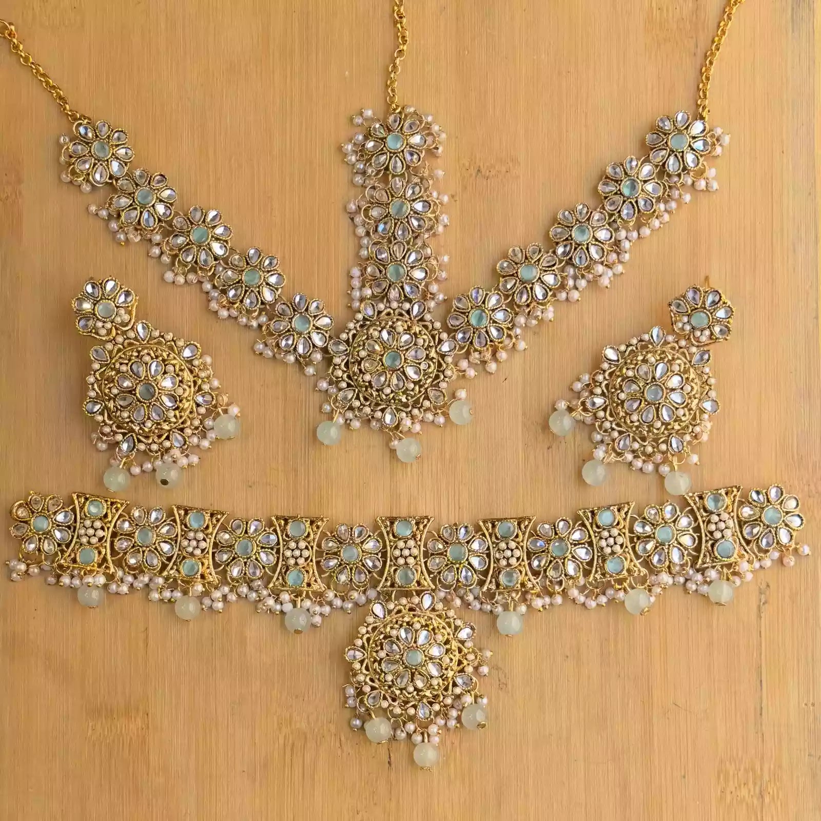 Kundan choker set with matha patti
