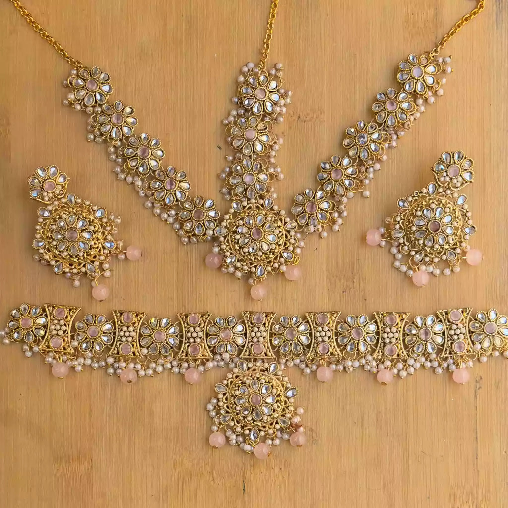 Kundan choker set with matha patti