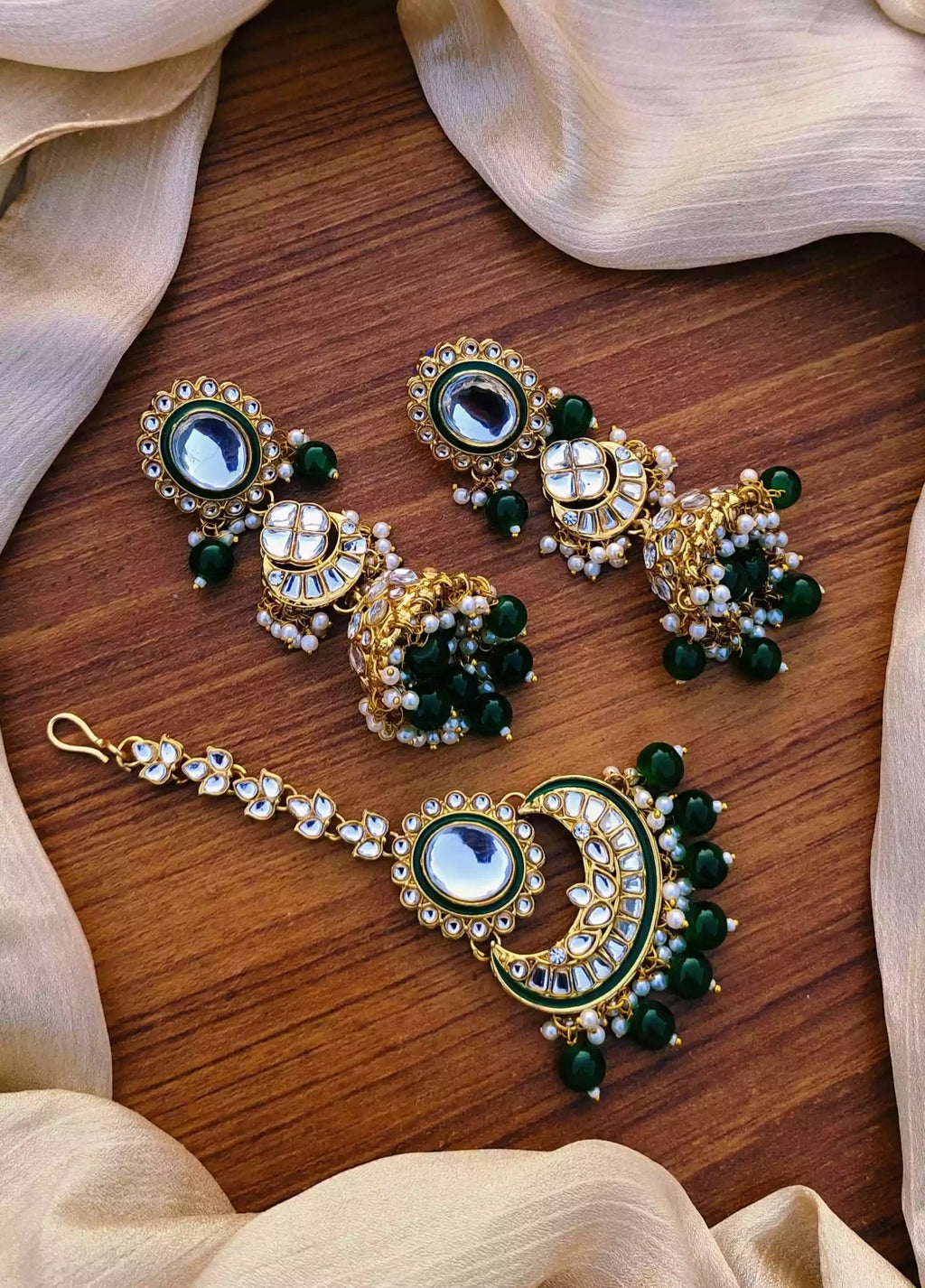Indian kundan earrings teeka