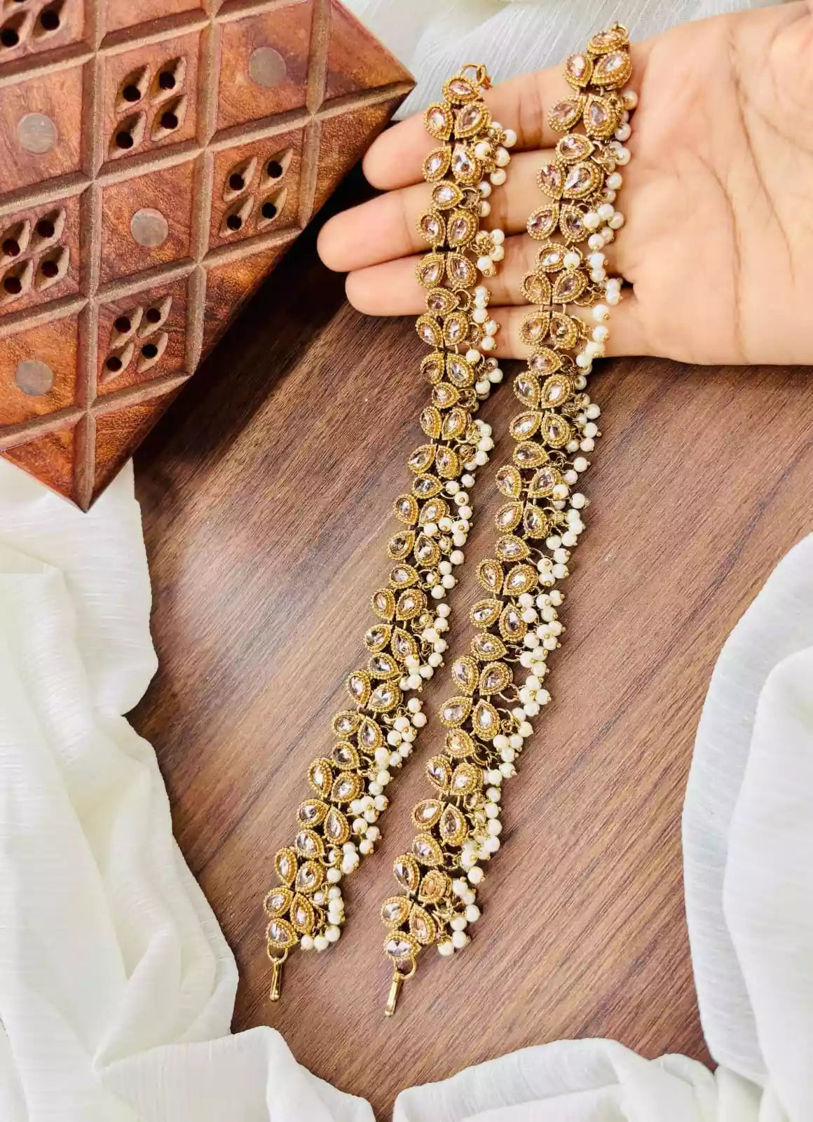 Kundan pazaib pair