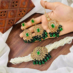 Zircon choker set with teeka
