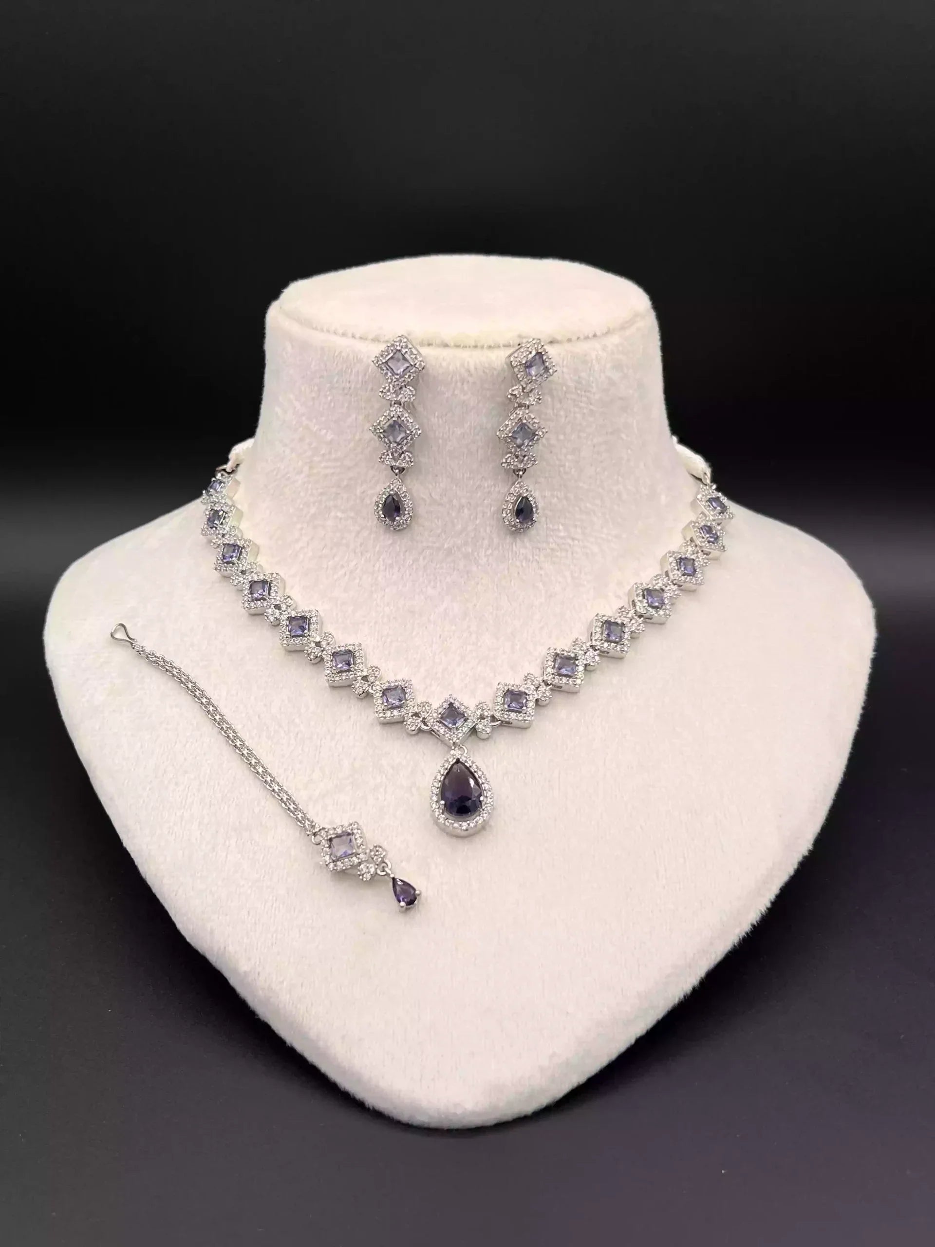 Indian zircon necklace set