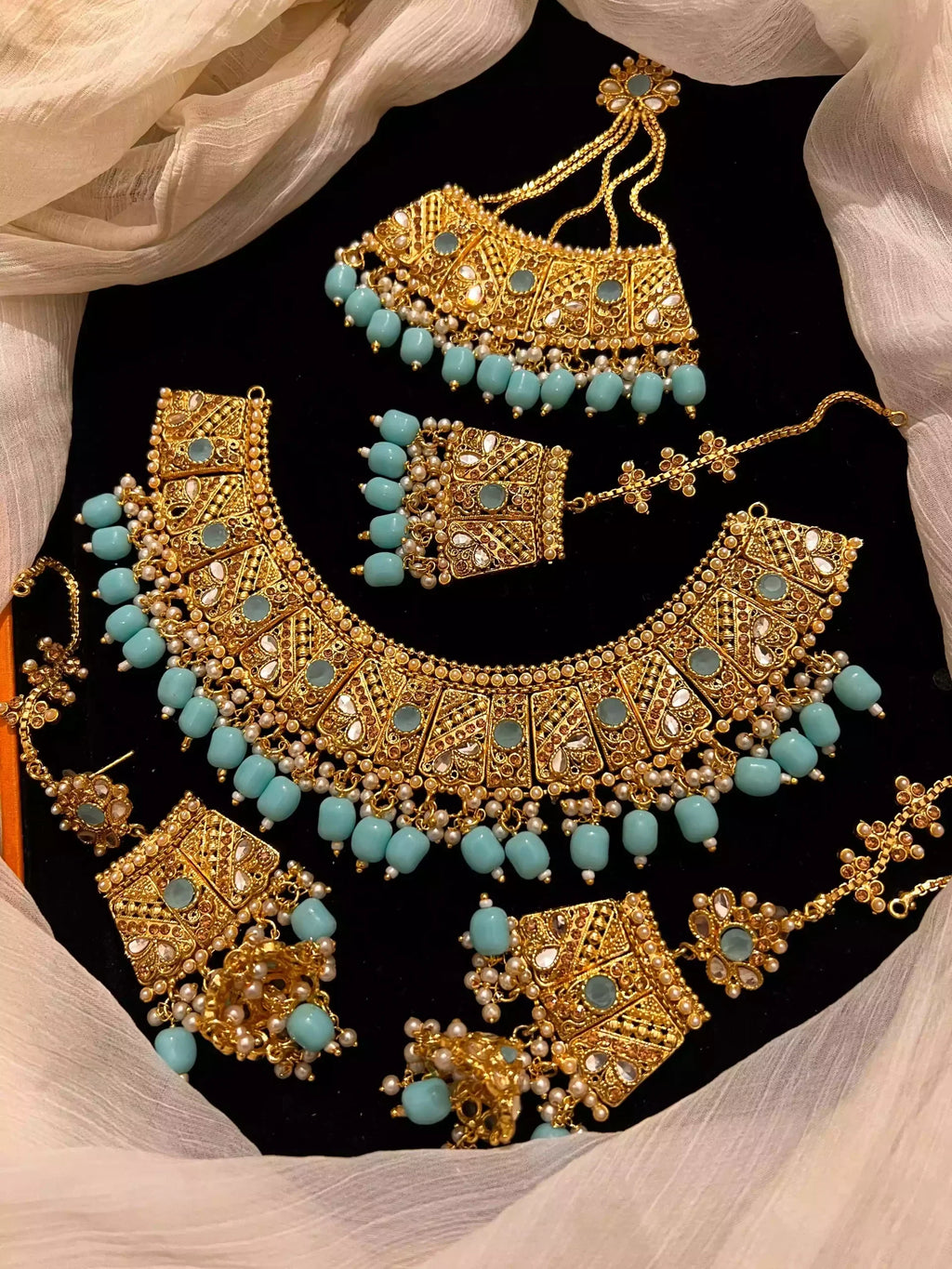 Heavy bridal set