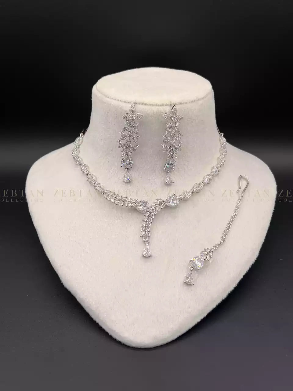 American diamond necklace set