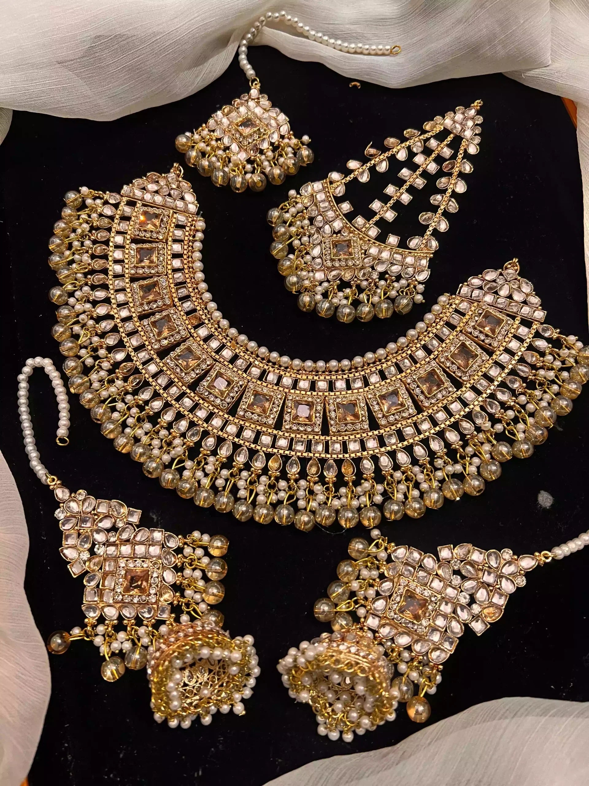 Indian kundan bridal set
