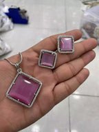 Zircon big size pendant set