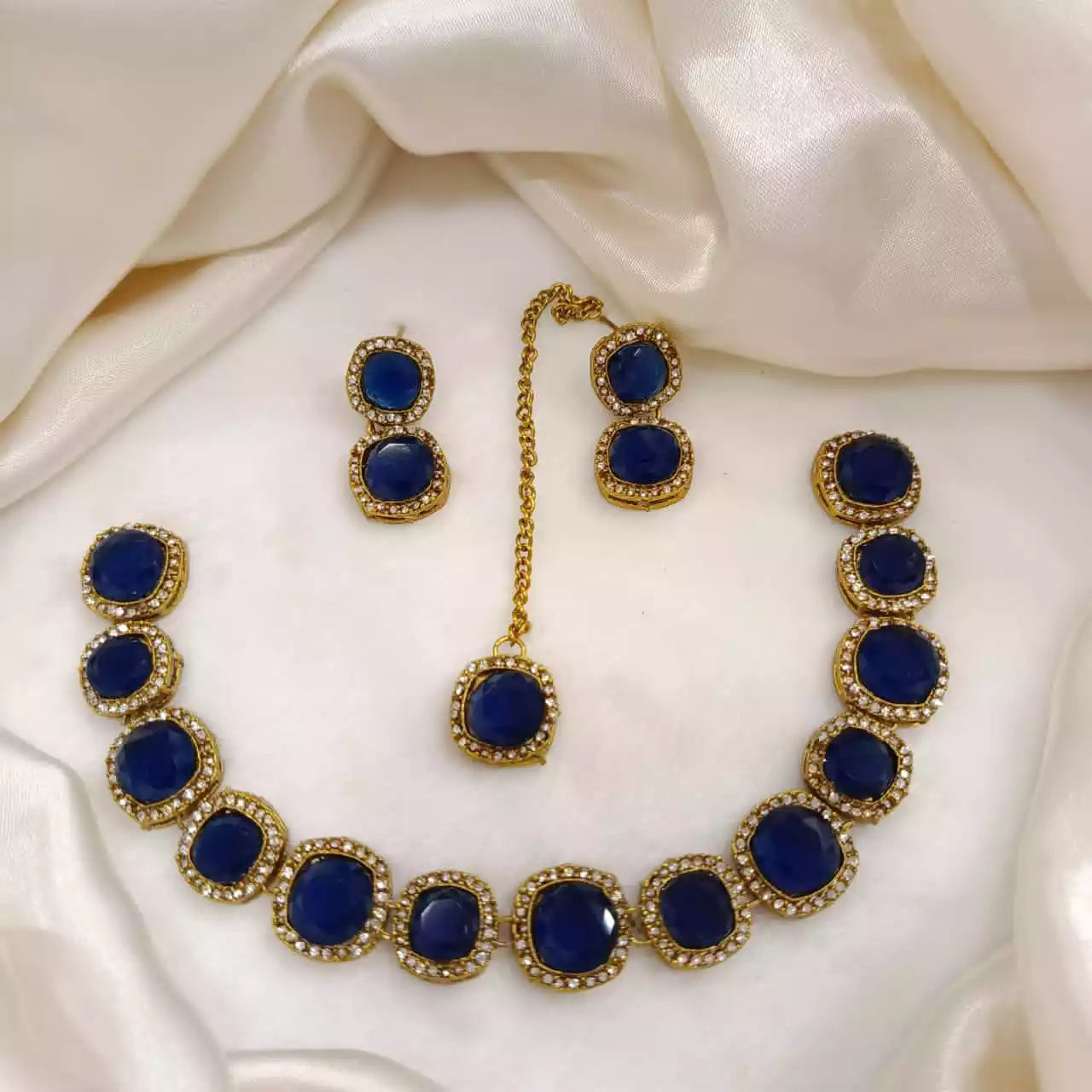 Doublet zircon necklace set Main image