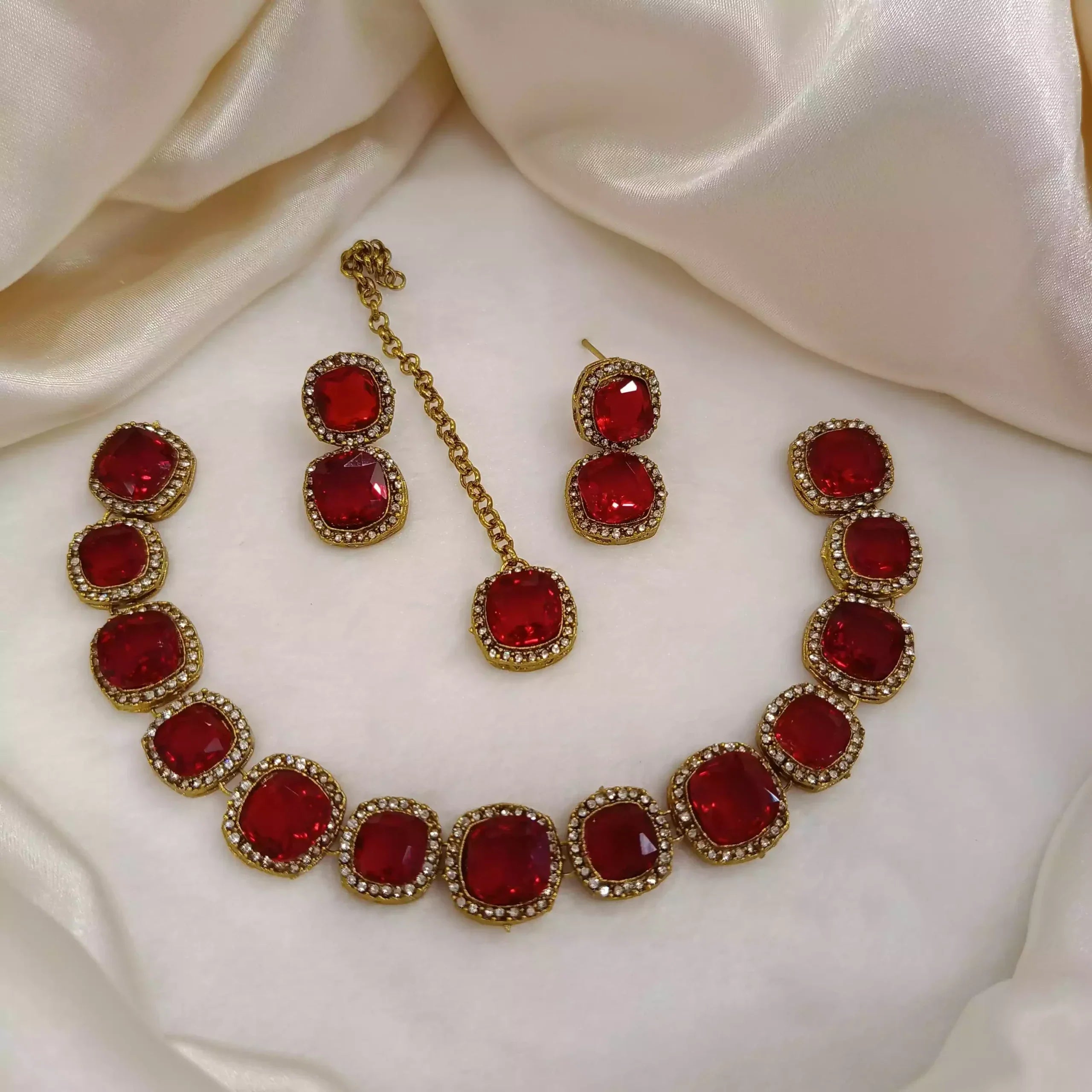 Doublet zircon necklace set