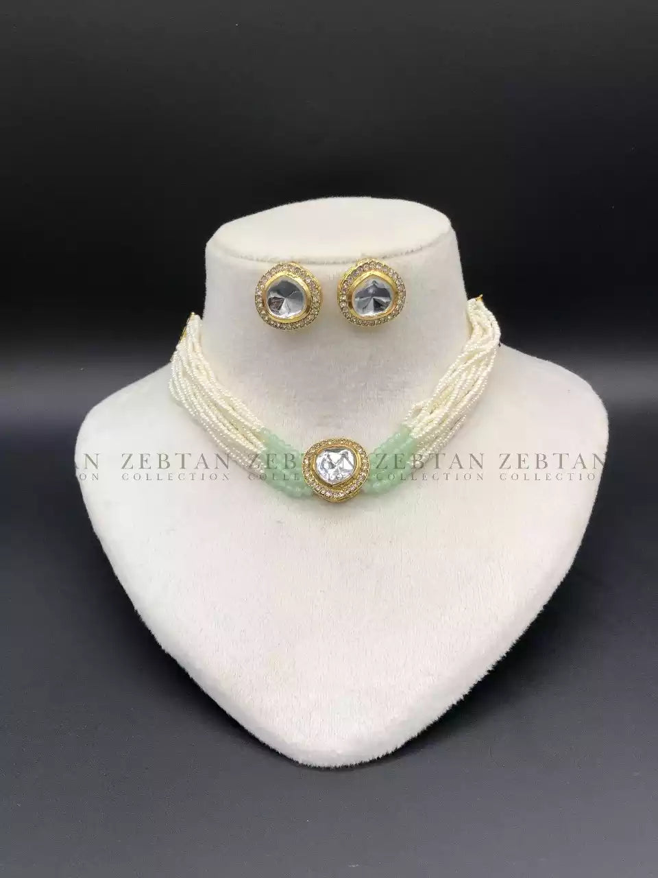 Uncut diamond choker set Secondary image