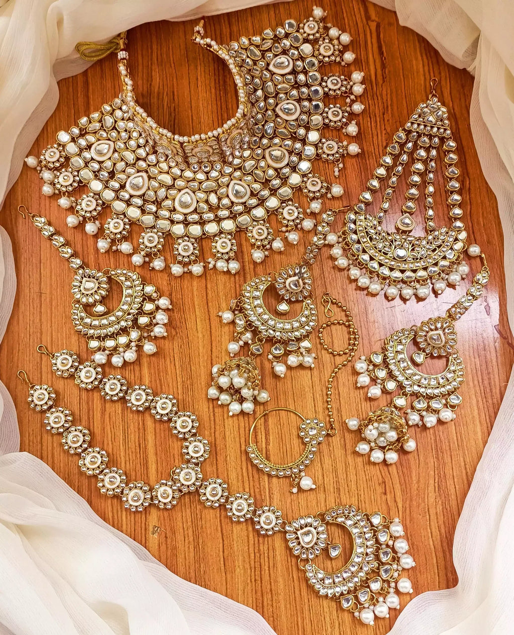 Indian kundan complete bridal set