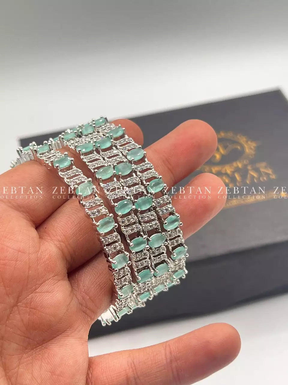 American diamond 4pcs bangles set