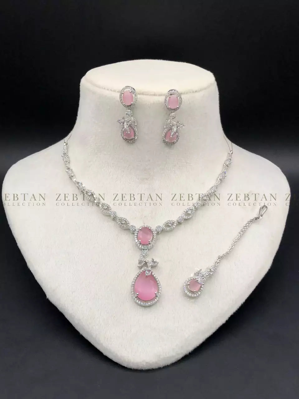 American diamond necklace set Main image