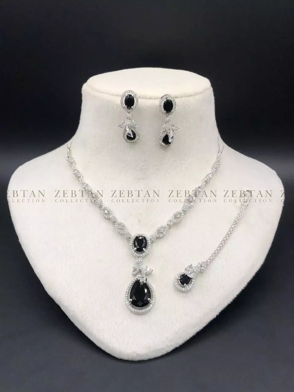 American diamond necklace set