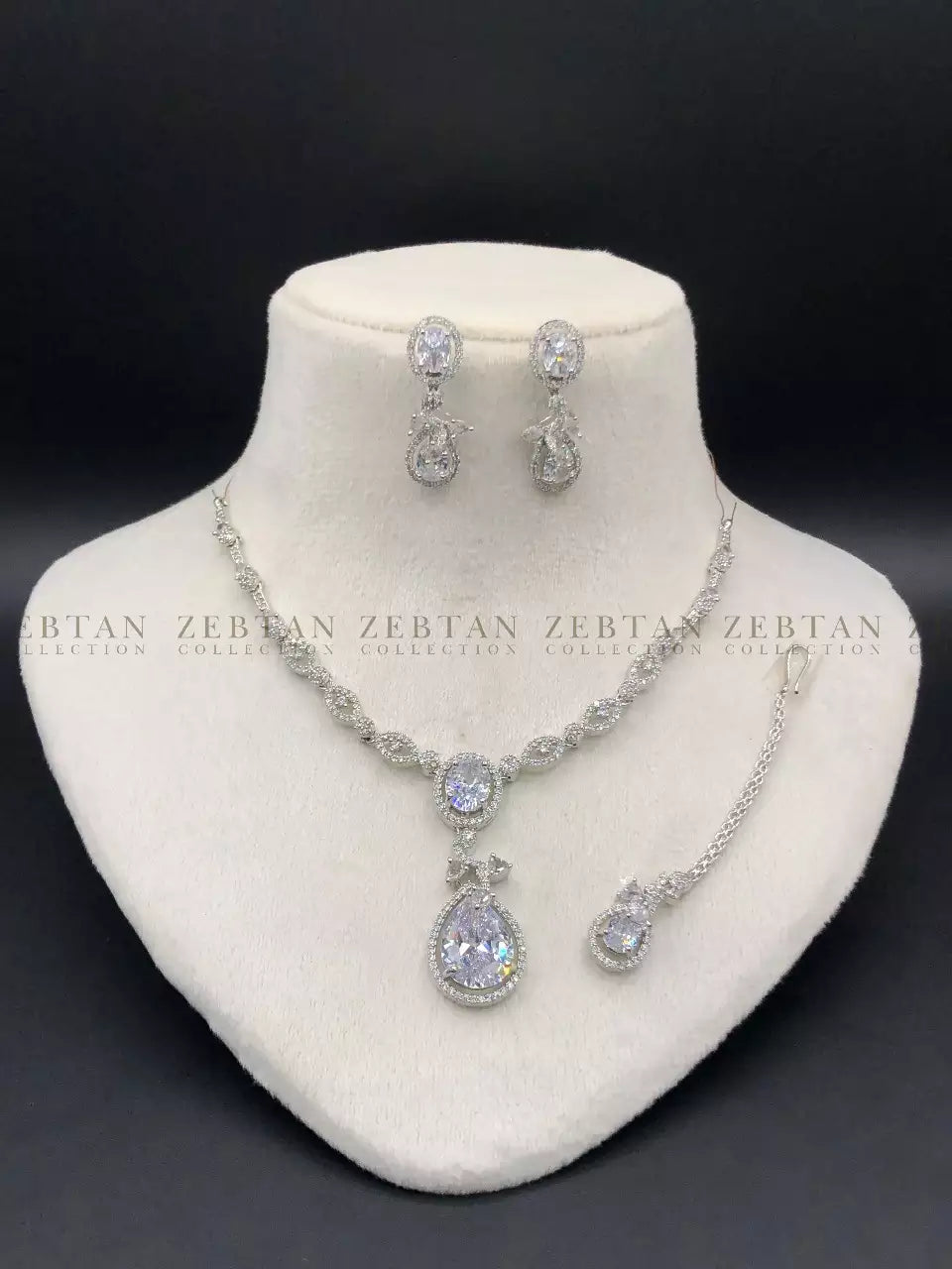 American diamond necklace set