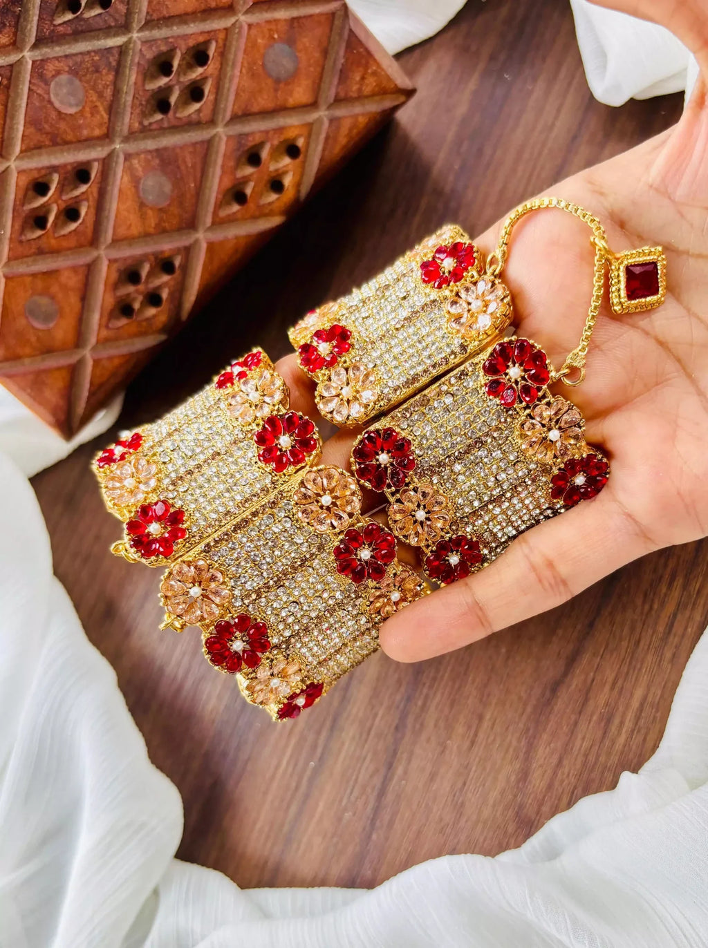 Zircon openable bangle pair
