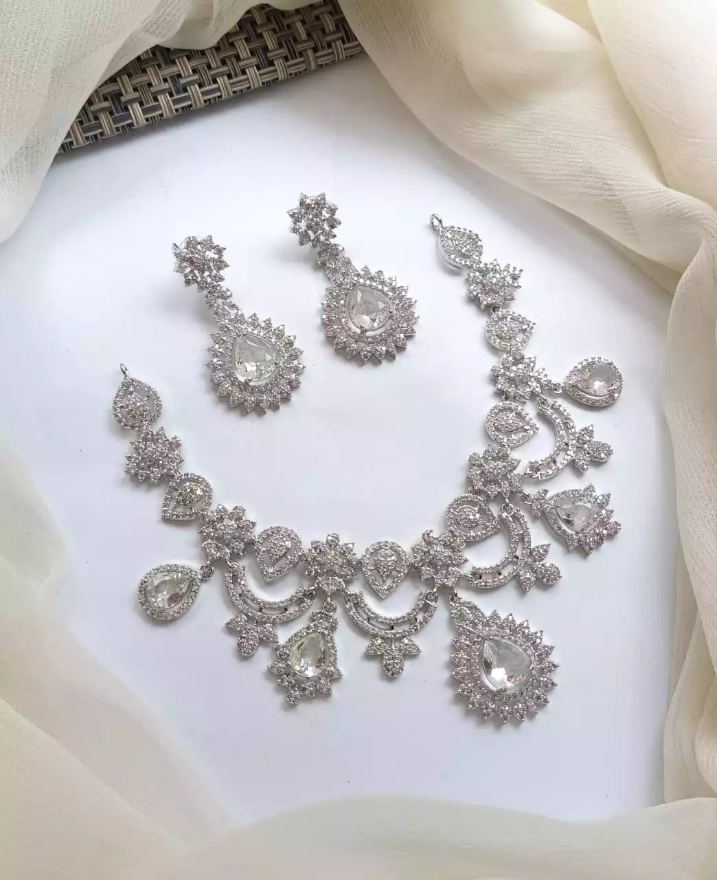 American diamond necklace set