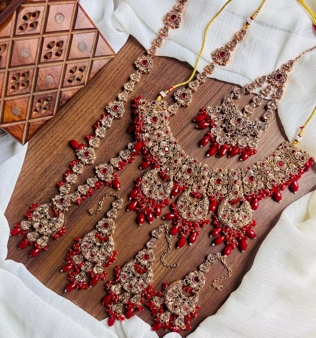 Zircon complete bridal set