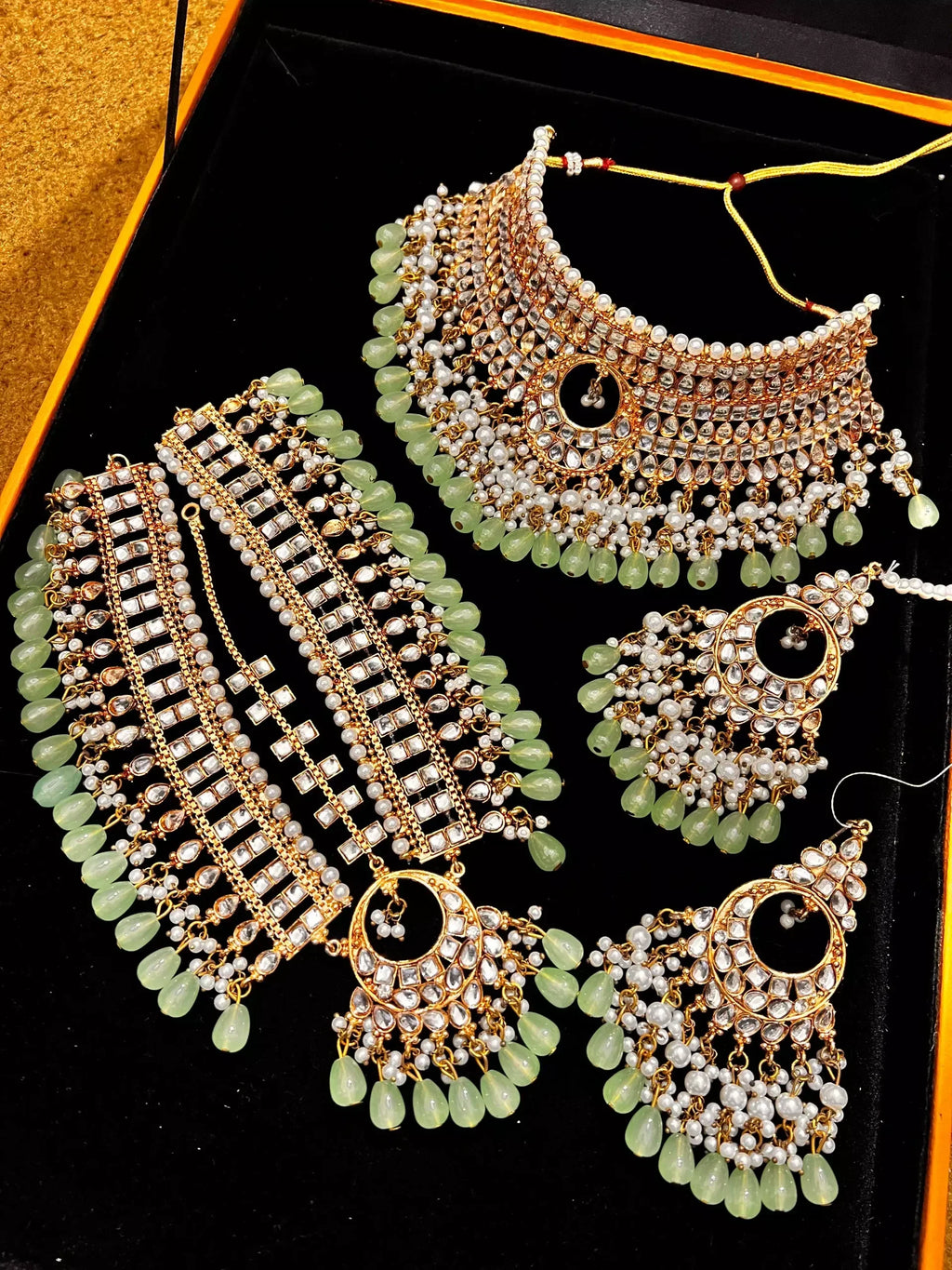 Kundan bridal set with maatha patti