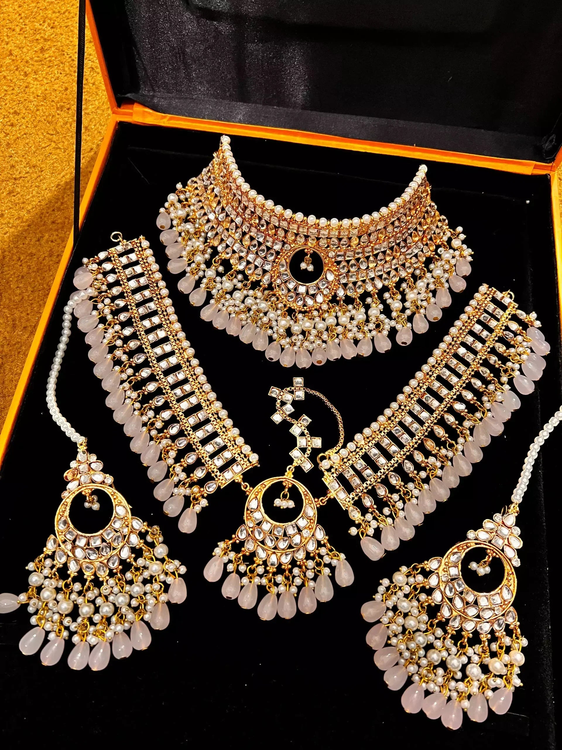 Kundan bridal set with maatha patti