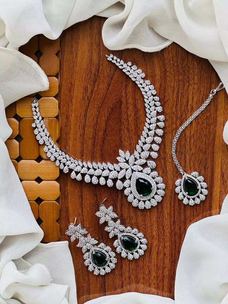 American diamond necklace set