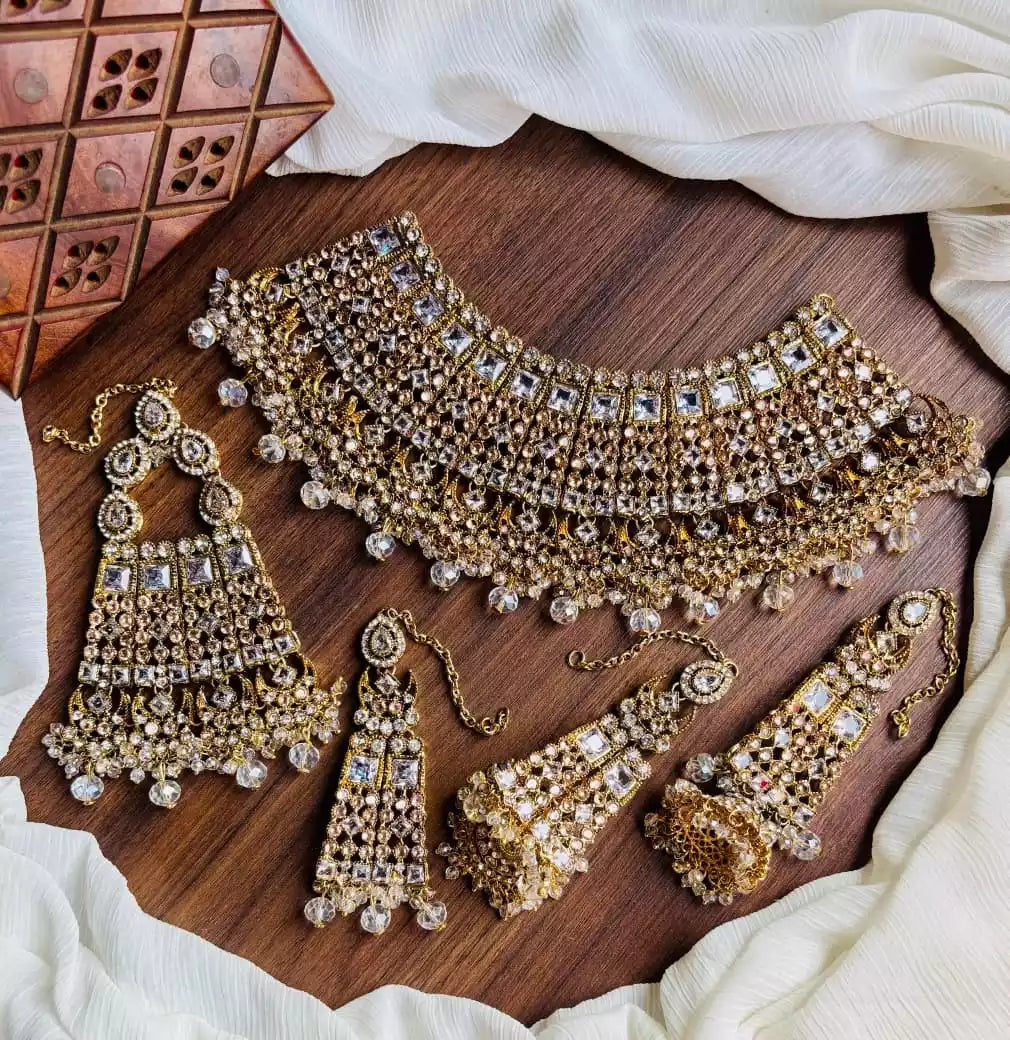 Heavy bridal set with jhumar