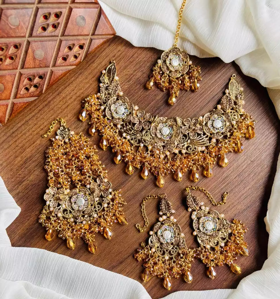 Handmade designer bridal set