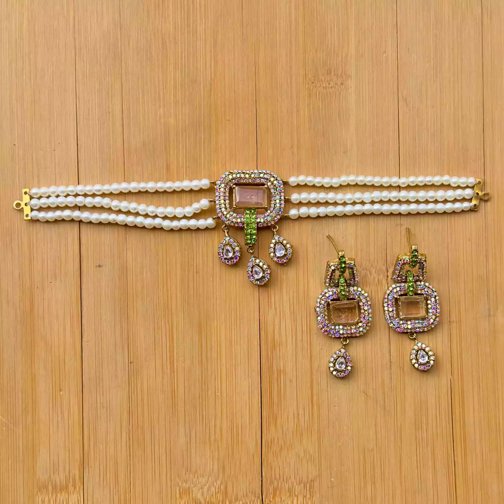 Elegant zircon choker set