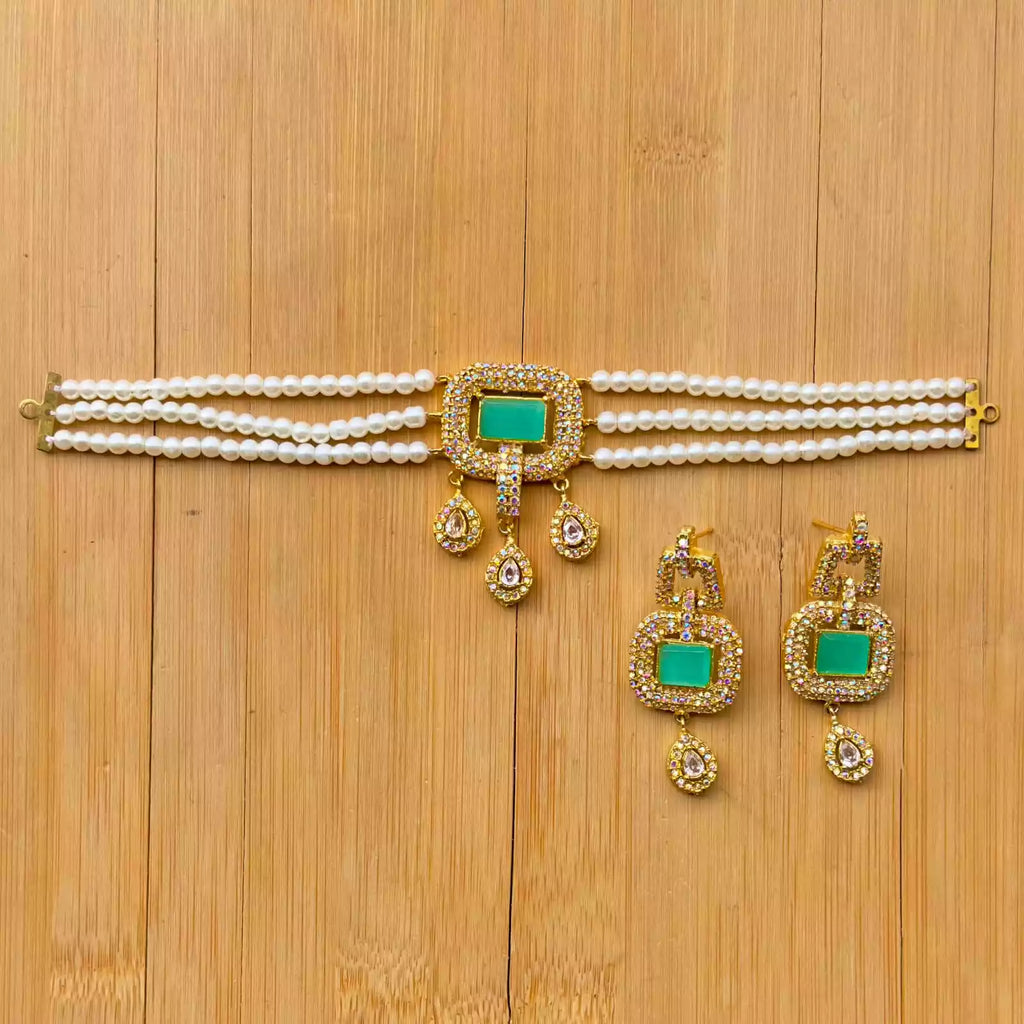 Elegant zircon choker set