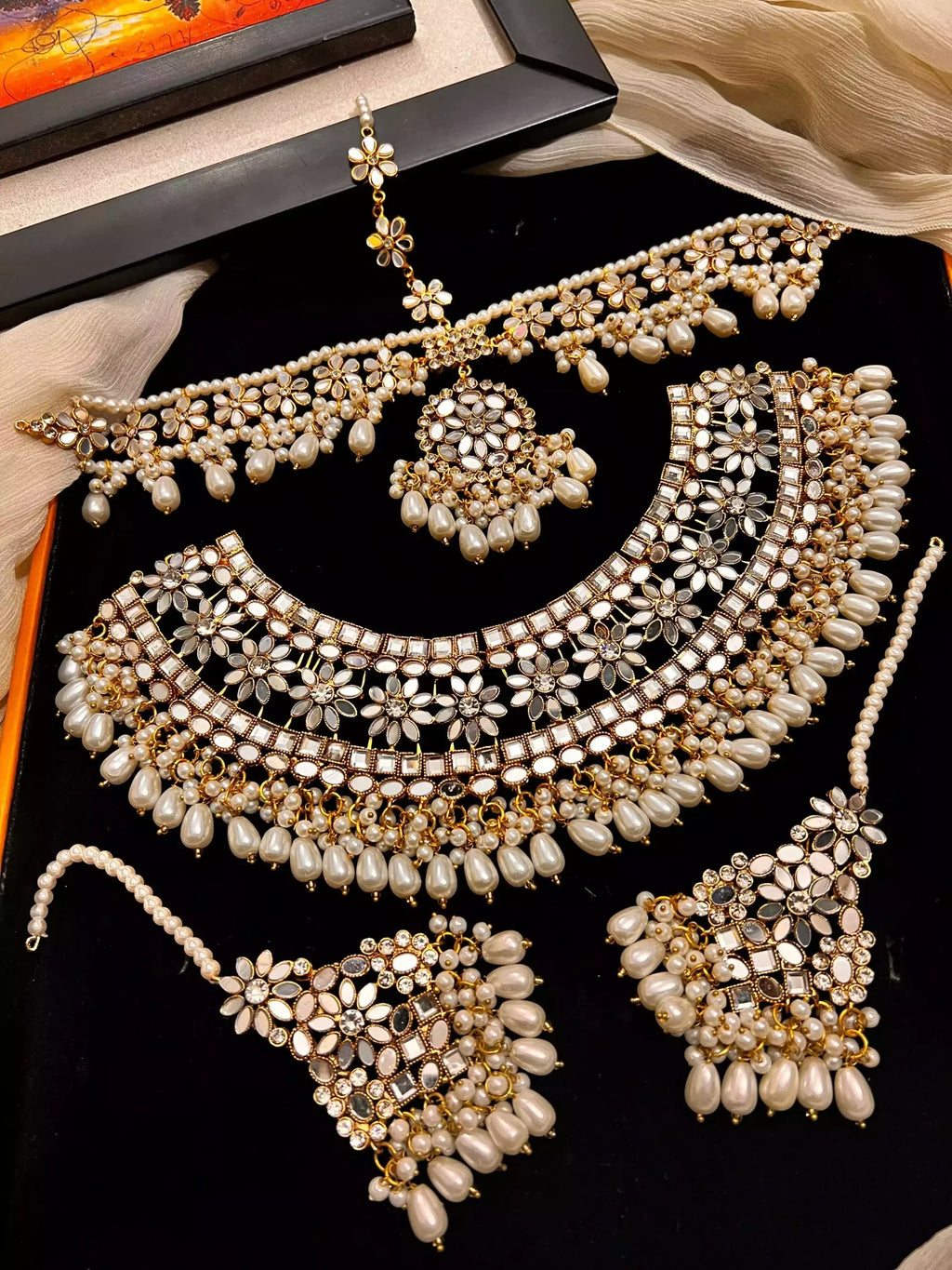 Kundan bridal set with maatha patti
