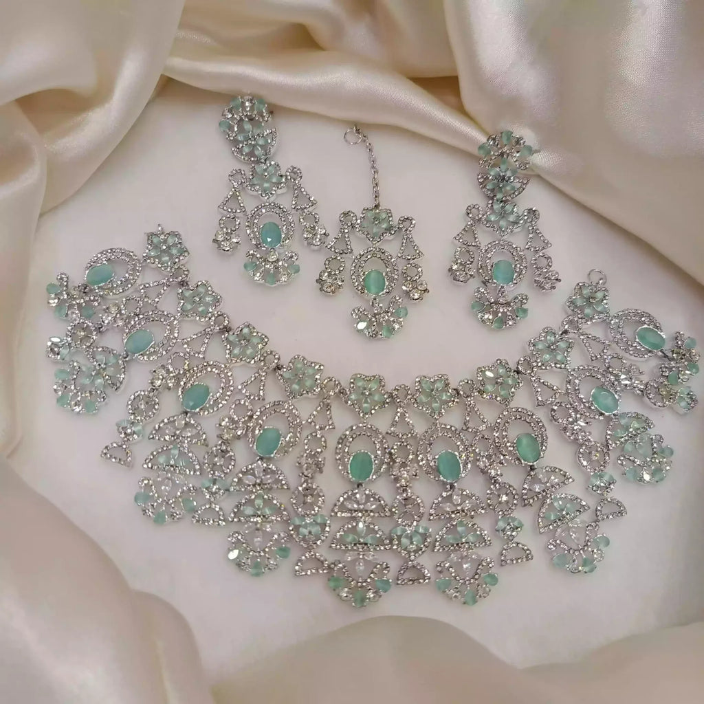 Zircon bridal set with teeka