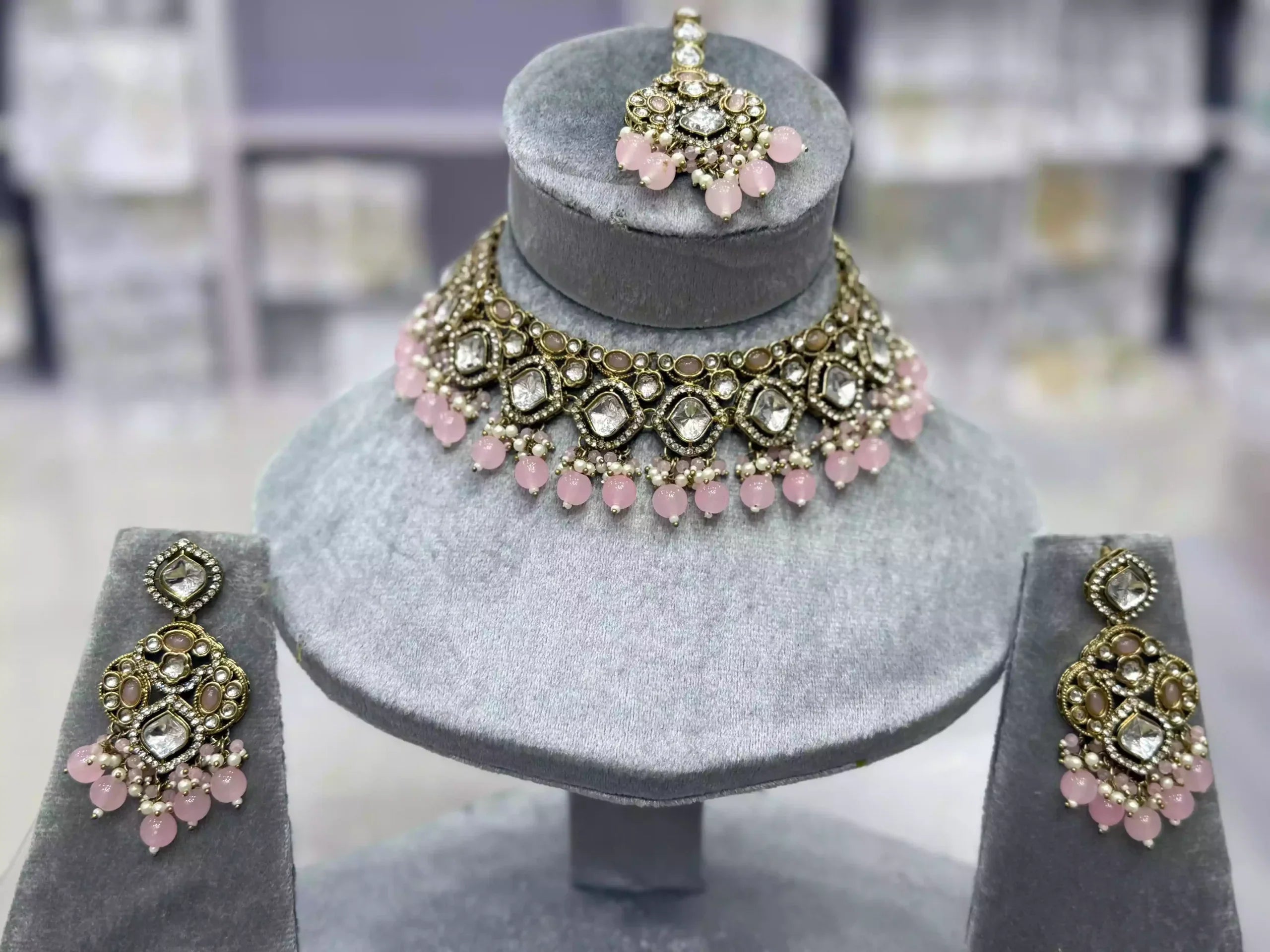 Kundan necklace set
