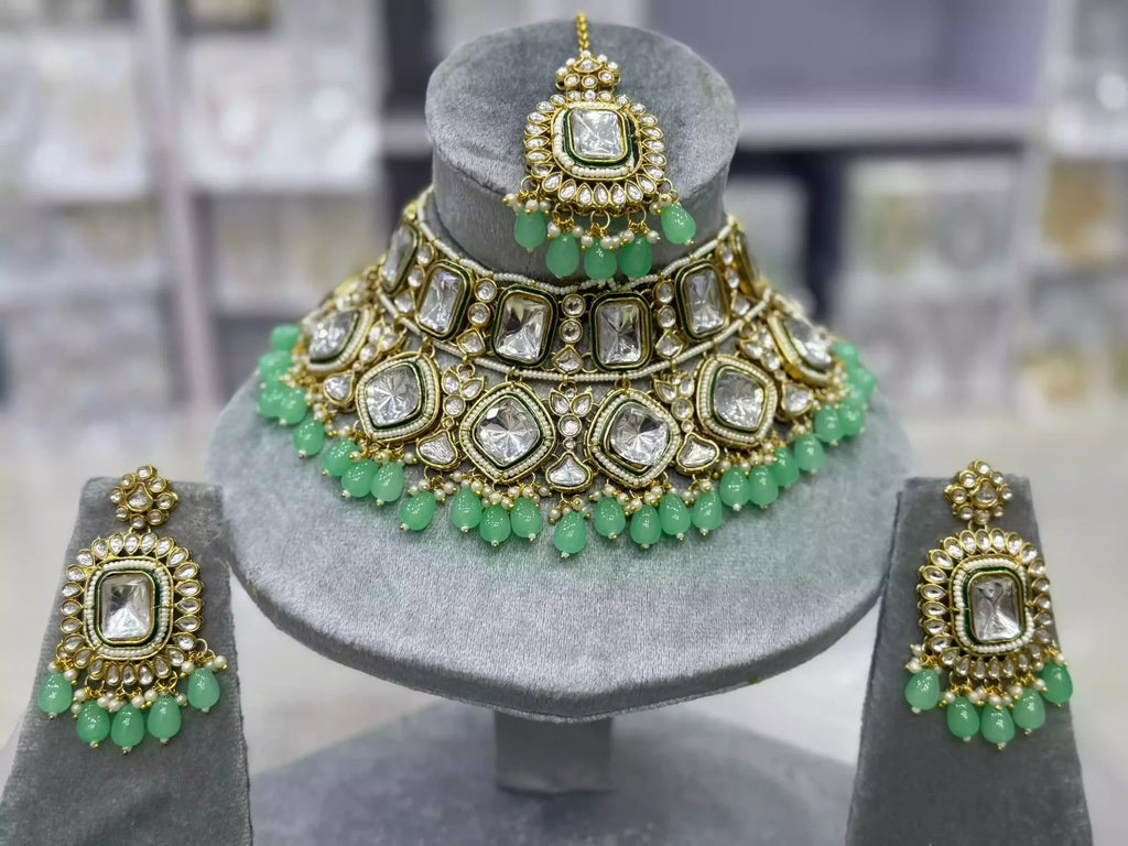 Heavy kundan necklace set