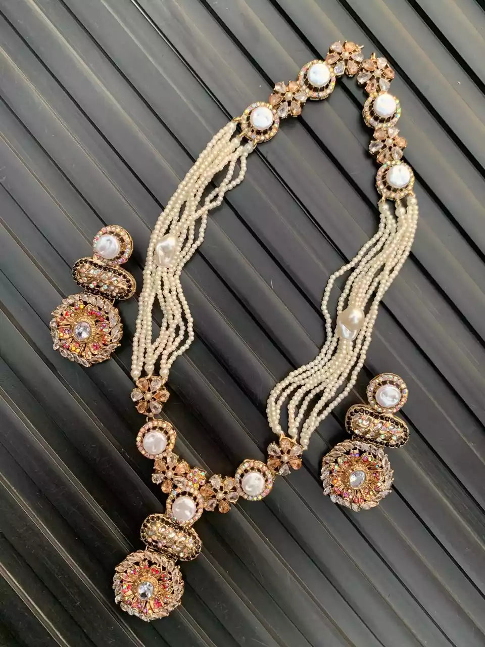 Mother pearl maala set