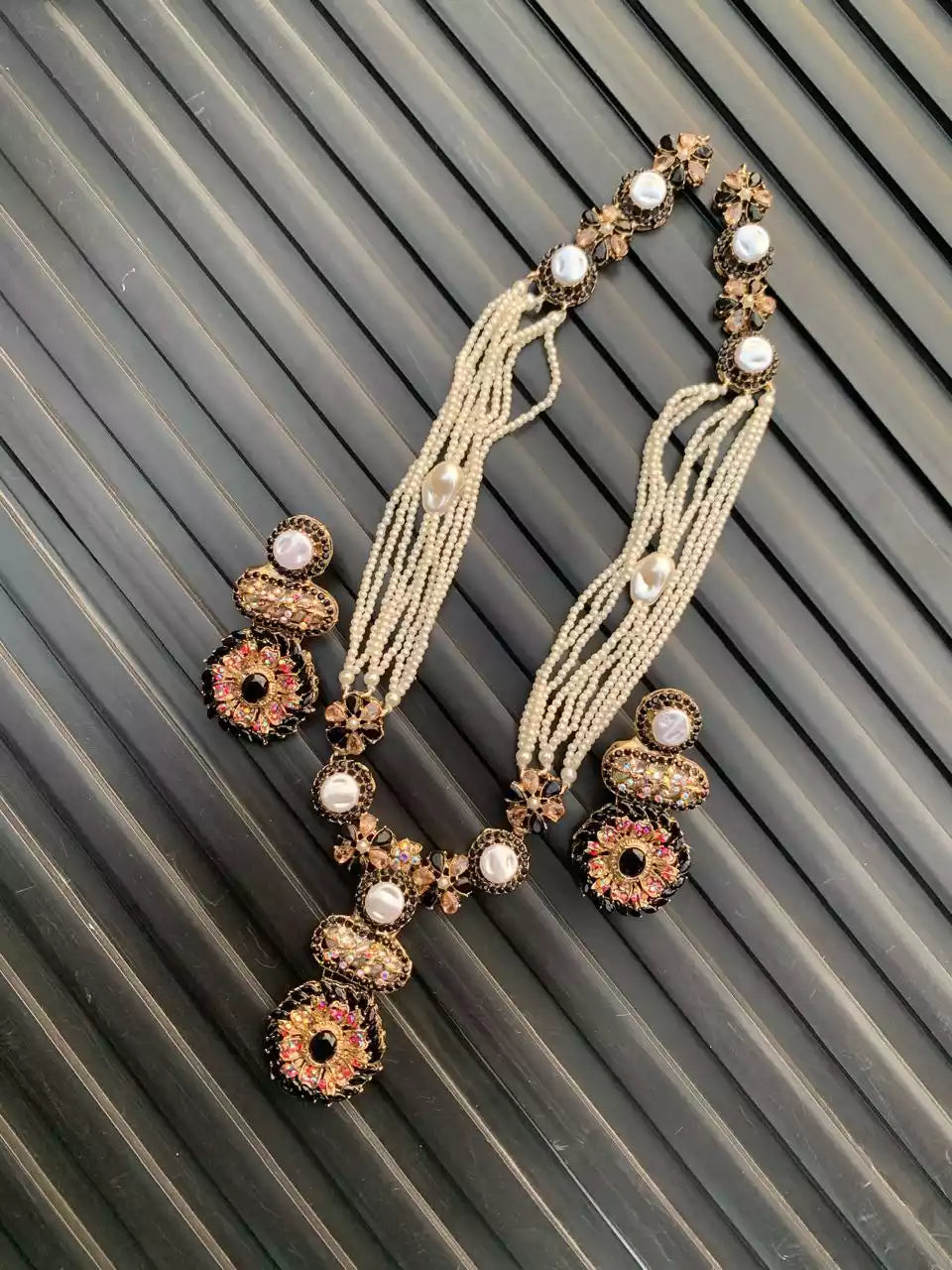 Mother pearl maala set