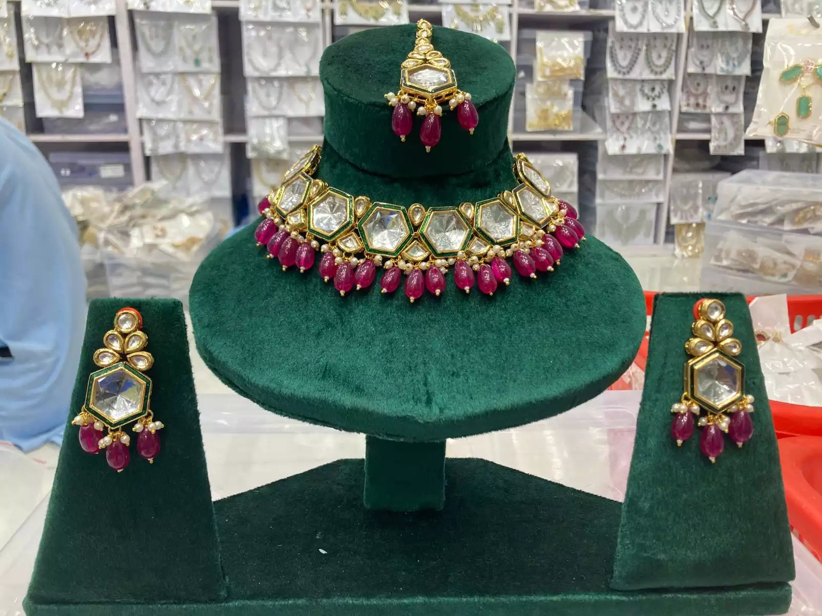 Indian kundan necklace set