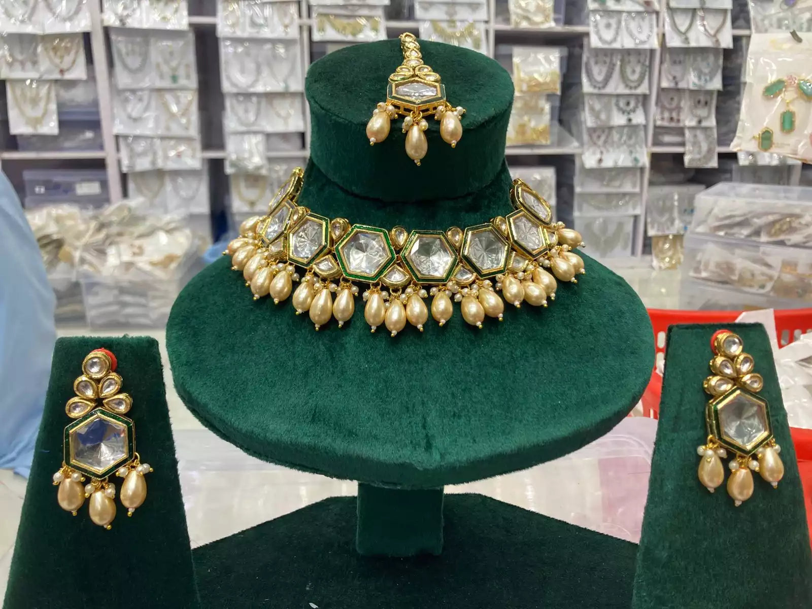 Indian kundan necklace set