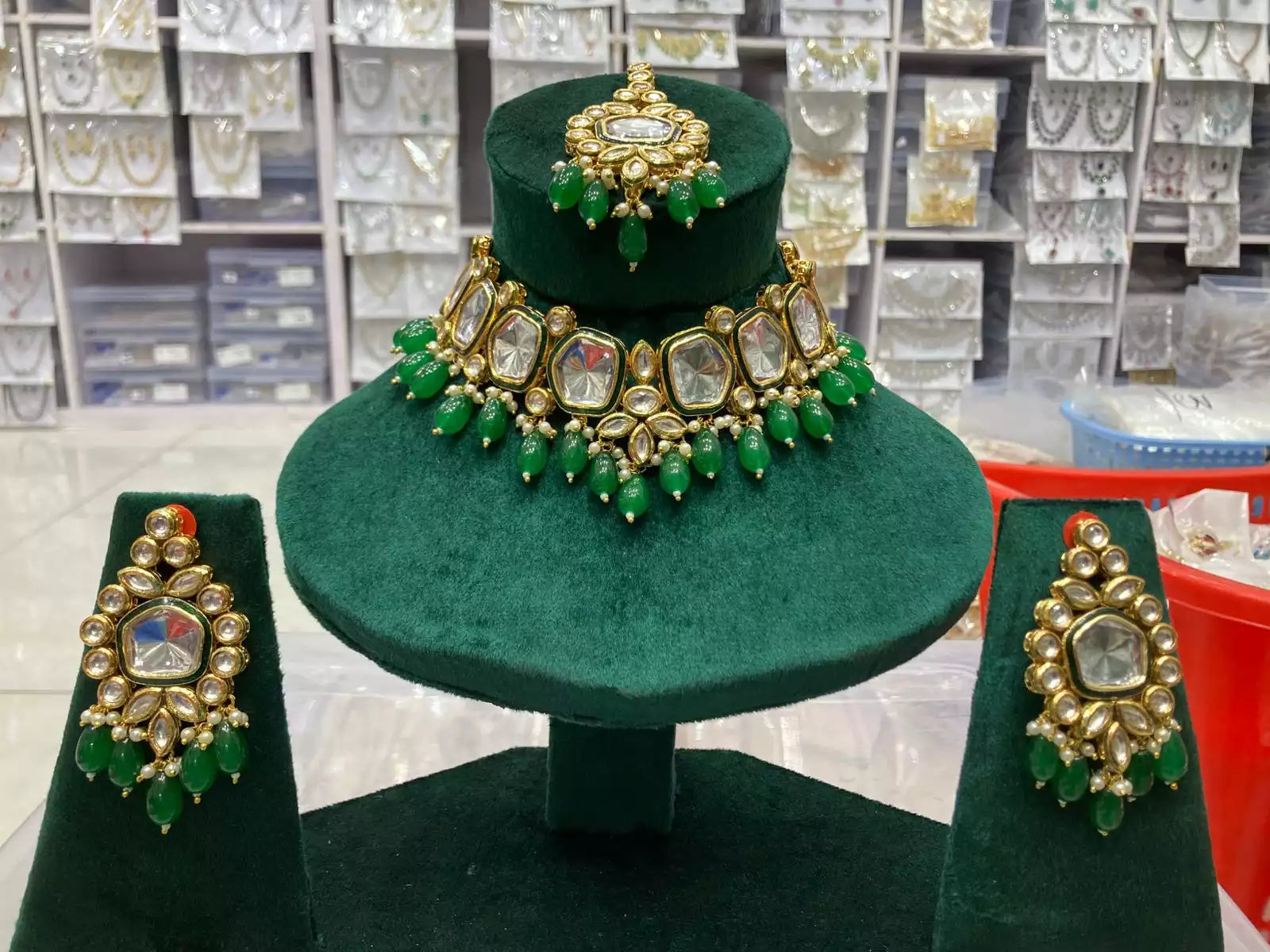 Indian kundan necklace set