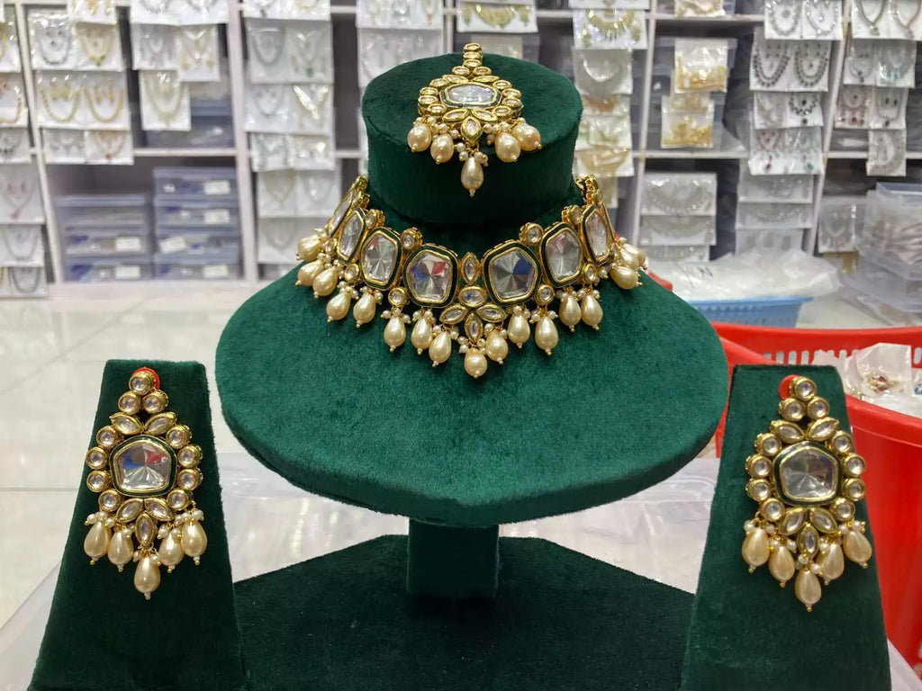 Indian kundan necklace set